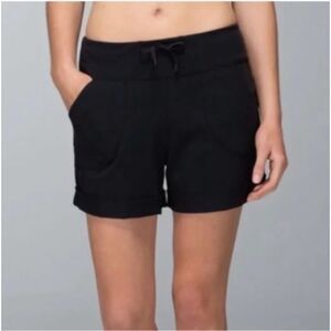 EUC Lululemon Black Cargo Safari Dance Studio Shorts 6